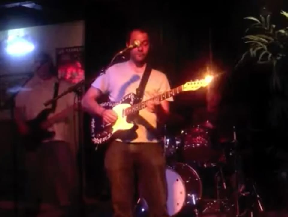 Mike Ehlers @ The Roadhouse Bar & Grill – Yreka